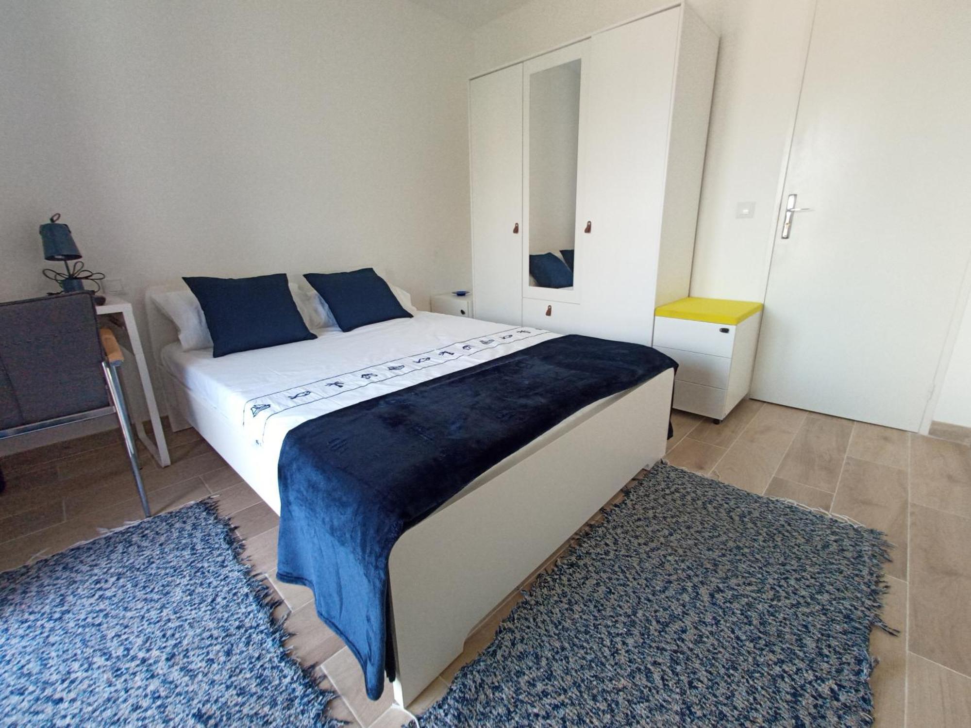Private Room In Renovated Apartment - Tram 1 Min Walk 니스 객실 사진